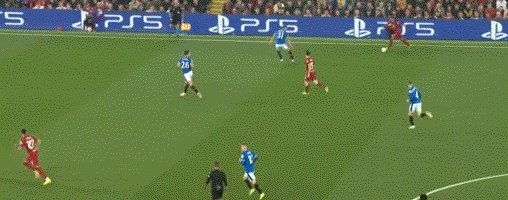 竞技宝移动-【欧冠】阿诺德任意球萨拉赫点射 利物浦2比0流浪者